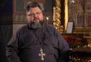 Священник УПЦ объяснил, какие молитвы должен знать каждый православный